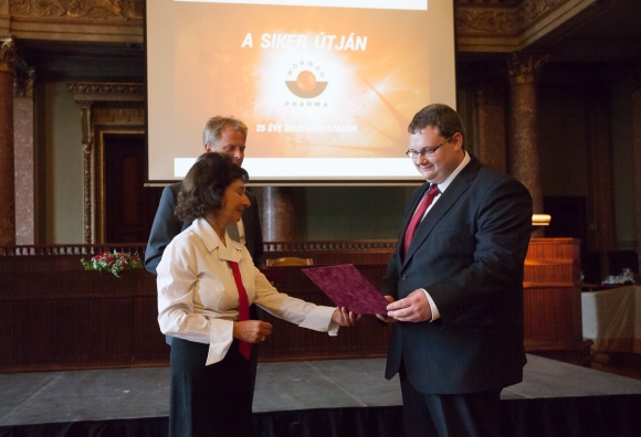 Az egymillió forintos pénzjutalommal járó díjat 2018-ban Herold Zoltán nyerte el a Neuroendokrin tumormarkerek kapcsolata az 1-es típusú cukorbetegséggel című kutatásával Fotó: Wörwag Pharma